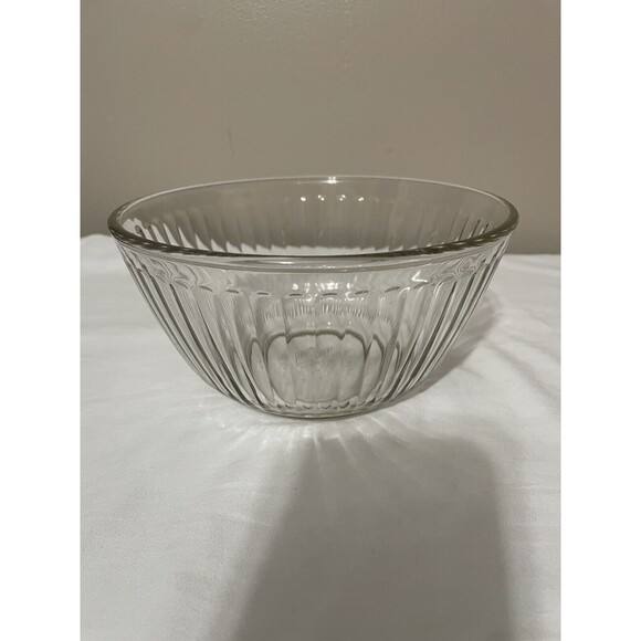 Pyrex 7402 Glass 6 cup Mixing Bowl - Clear - Picture 3 of 9
